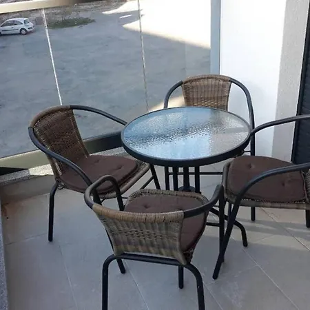 Stefan, Naselje Centar דירה